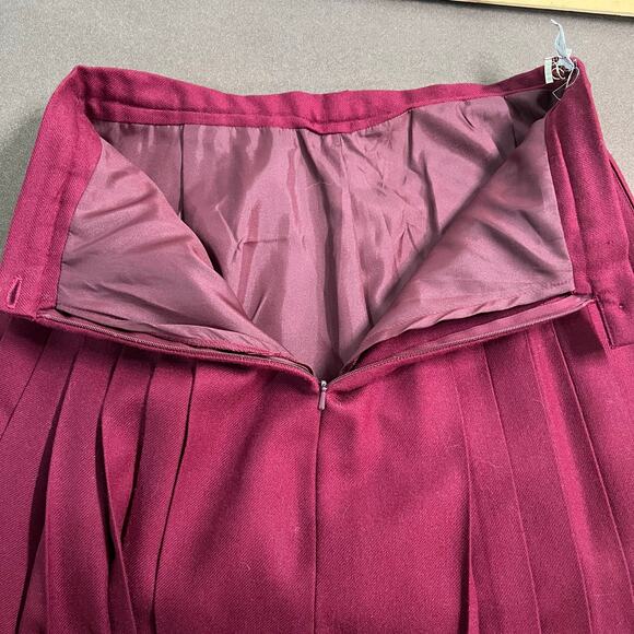 Lairds Of Scotland Vintage Wool Pleated Cranberry Skirt Women's Size Medium - Picture 9 of 13